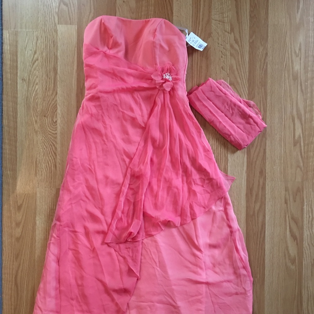 Beautiful sleeveless formal dress sale